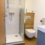 Haus דירה