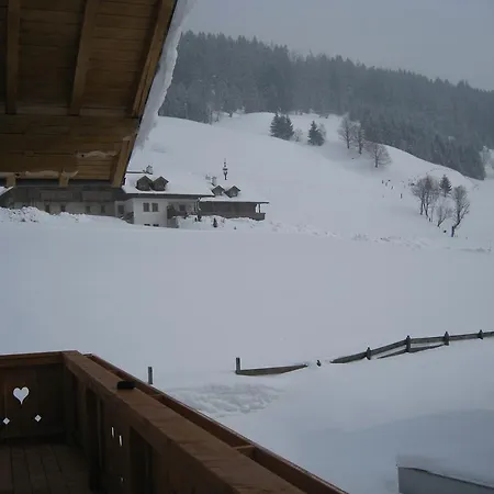 Haus *