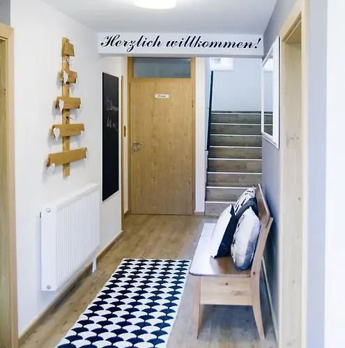 Haus *